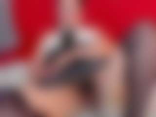 Live cam show with Dianamilf - Strip Mature on CamClone