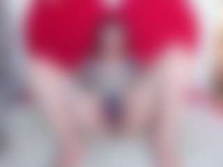 Live-camshow met Dianamilf - Toys op Camsoda