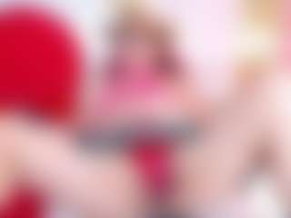 Live cam show with Dianamilf - Living Room on Camversity