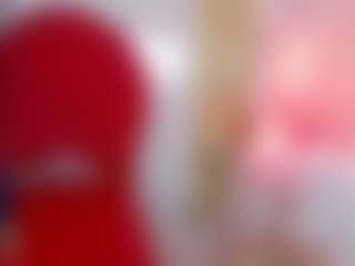 Live cam show with Dianamilf - Shaved Pussy Mature on Camsoda