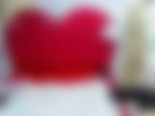 Live cam show with Dianamilf - Living Room on madthumbs
