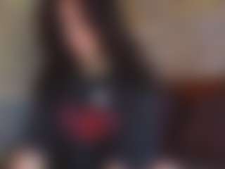 Live cam show with Sammy - Moaning on 1on1-livenow