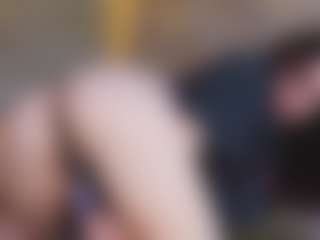 Live cam show with Sammy - Gagging on Adult Interactions