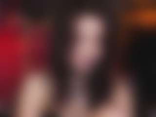 Live cam show with Sammy - Small Tits on livesuperchat.net