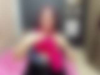 Live cam show with EllenHope - Middle Aged on StripNow