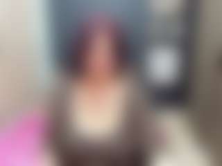 Live cam show with EllenHope - Middle Aged on SquirtSoMuch