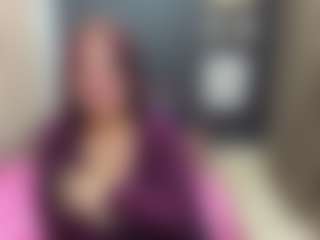 Live cam show with EllenHope - Granny Lovense on Camming Site
