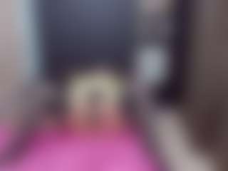 Live cam show with EllenHope - Stockings on parknlotfishbdy