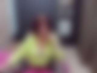 Live cam show with EllenHope - Red Hair Middle Aged on https://playwithruby.com