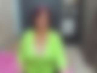 Live cam show with EllenHope - Granny Big Tits on AdultVida.com