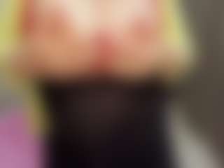 Live cam show with EllenHope - Red Hair on LiveSexCams6