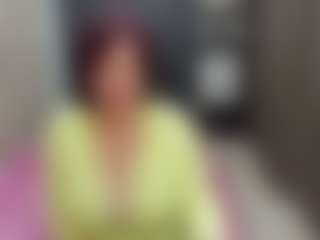 Live cam show with EllenHope - Granny Lovense on Instabang