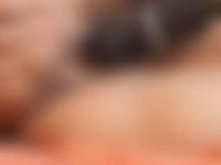 Live cam show with Moxa - MILF on Latina Girls
