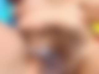 Moxa's Live Sex Cam Show