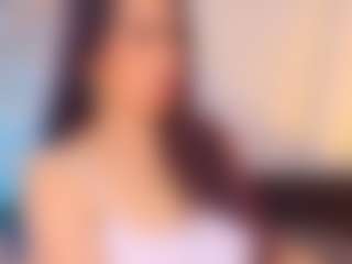Live cam show with Moxa - Living Room on xxxlivecams.org