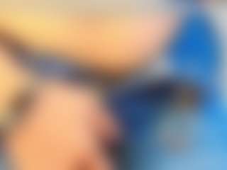 Live cam show with Moxa - Granny on Camming Site