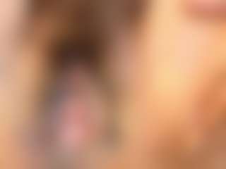 Moxa's Live Sex Cam Show
