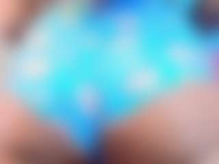 Live cam show with Moxa - Middle Aged on StripNow