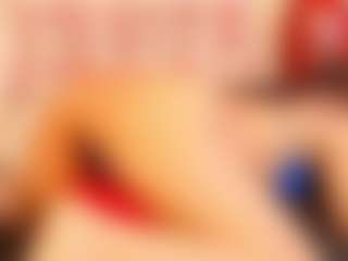Live cam show with Moxa - Hairy Pussy on Camsoda