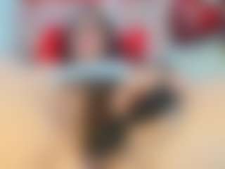 Live cam show with Moxa - Granny on Latina Girls