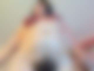 Live cam show with Moxa - Hairy Pussy on sexylivex.com