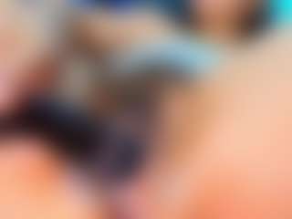 Live cam show with Moxa - Hairy Pussy on Camsoda