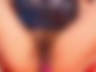Spettacolo in cam dal vivo con Moxa - Smoking su Camsoda