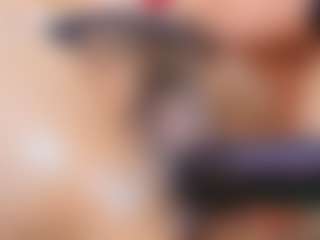 Show en direct avec Moxa - Hairy Pussy sur Camsoda