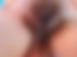 Live cam show with Moxa - Hairy Pussy on Mixed Magazine Live
