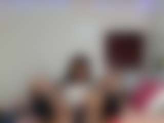 Live cam show with peeky-pinkyy - Black Dildo on studioflirtlive.com