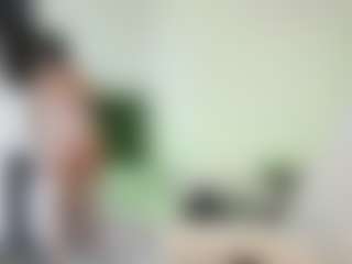 Live cam show with Ramona - Solo on TeamSkeetLive