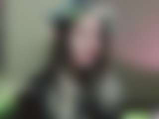 you-dreams MILF webcam performer live streaming