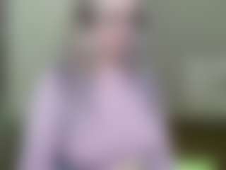 Live cam show with you-dreams - Oil on Livezox
