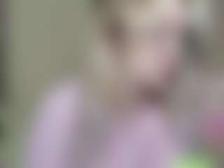 Live cam show with you-dreams - Skinny on Camming Site
