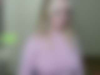 Live cam show with you-dreams - Squirt on friskycurves.com
