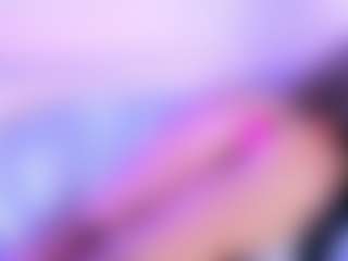 BrianaLovs's Live Sex Cam Show