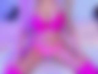 BrianaLovs's Live Sex Cam Show