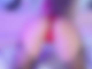 BrianaLovs's Live Sex Cam Show