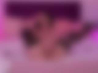 DaenerysDaen's Live Sex Cam Show
