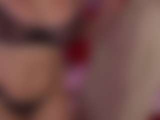 Show di cam dal vivo con DaenerysDaen - Submissive su Camsoda