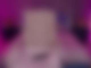 DaenerysDaen's Live Sex Cam Show