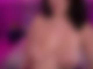 DaenerysDaen's Live Sex Cam Show