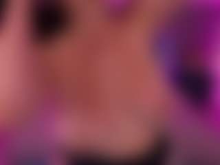 DaenerysDaen's Live Sex Cam Show