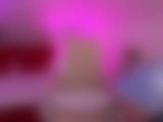 DaenerysDaen's Live Sex Cam Show