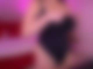 DaenerysDaen's Live Sex Cam Show