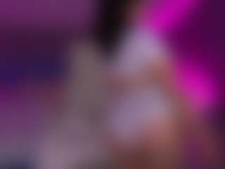 DaenerysDaen's Live Sex Cam Show