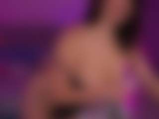 DaenerysDaen's Live Sex Cam Show