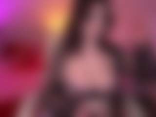 DaenerysDaen's Live Sex Cam Show