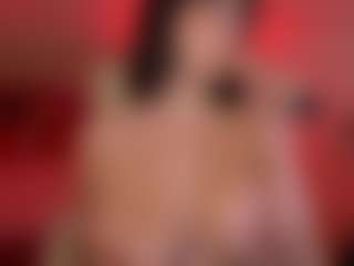 Live cam show with DaenerysDaen - Dom on Camsoda