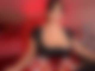 Live cam show with DaenerysDaen - Flashing on Camsoda